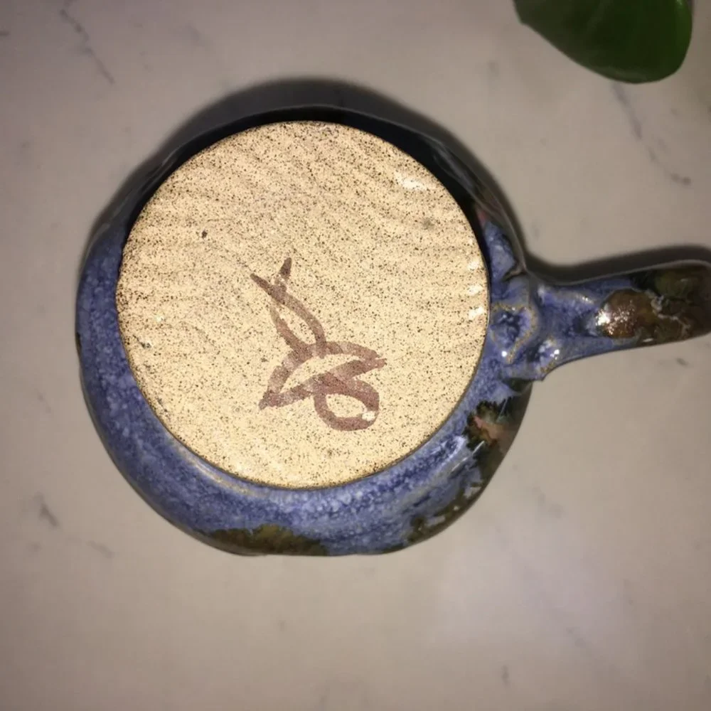 FIRM!  Artisan made Coffee/Tea Travel Mug - Picture 5 of 5